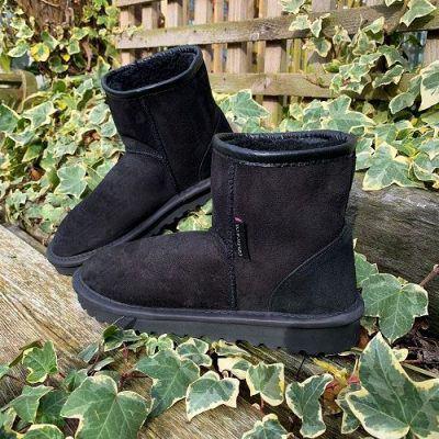 sheepskin outdoor boots