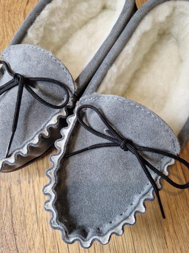 Suede moccasin slippers discount womens