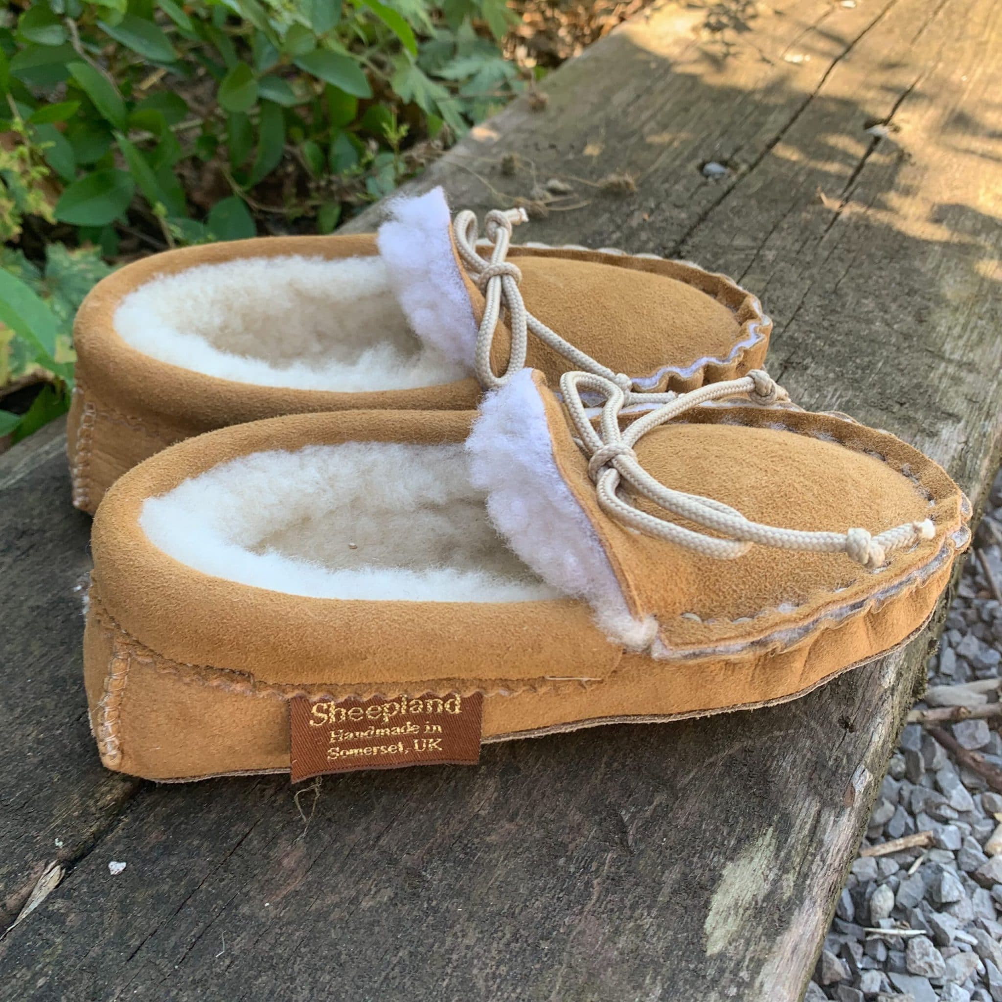 childrens sheepskin boots uk