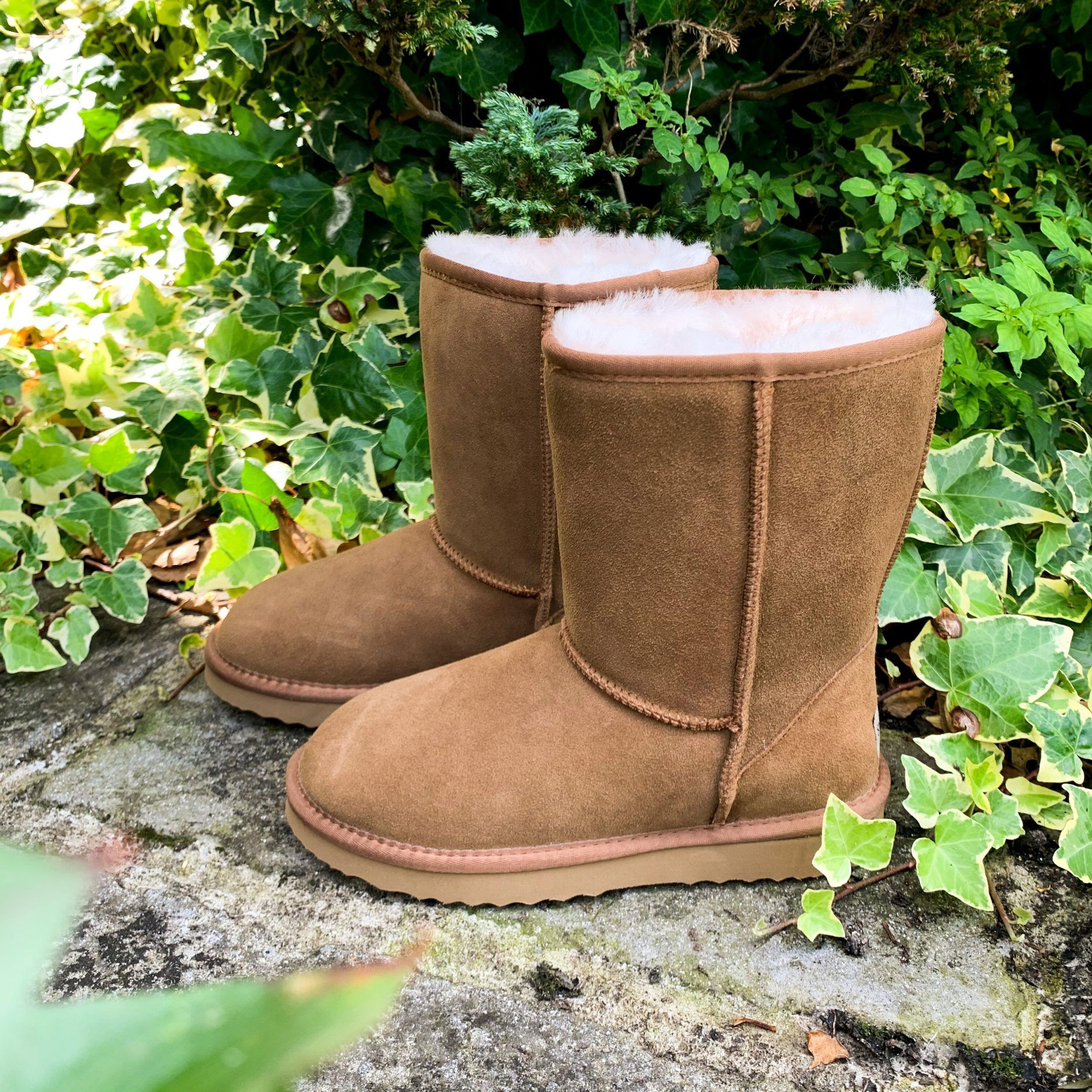 sheepskin outdoor boots