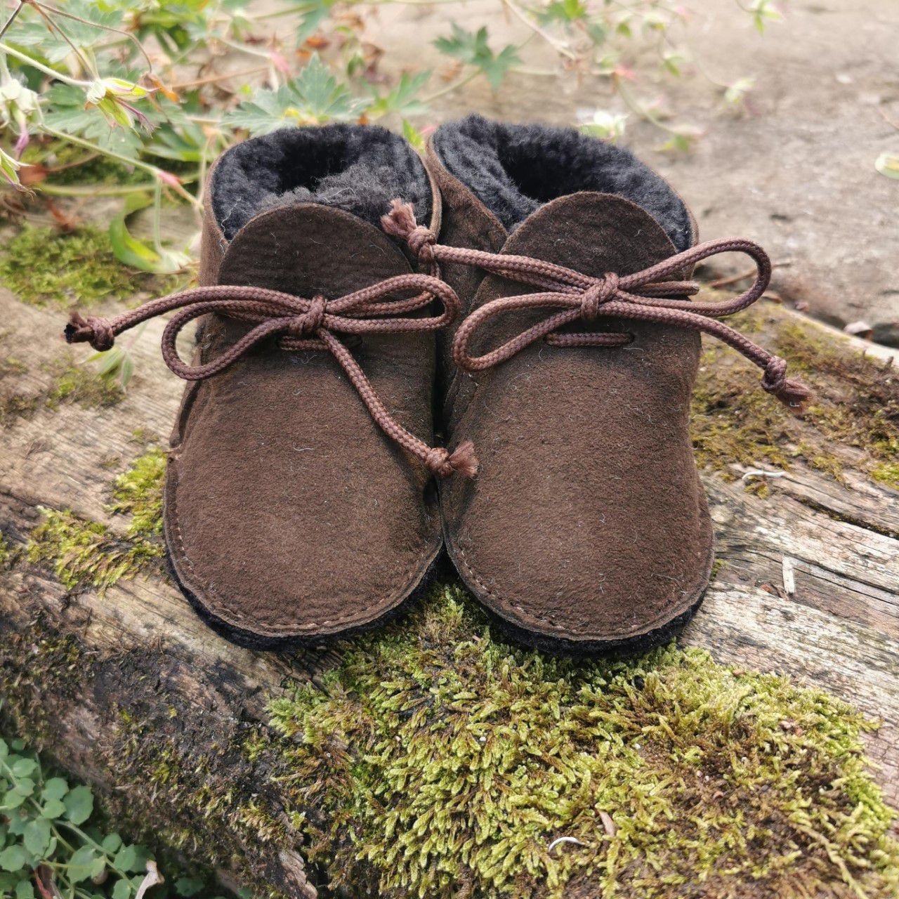 infant sheepskin booties
