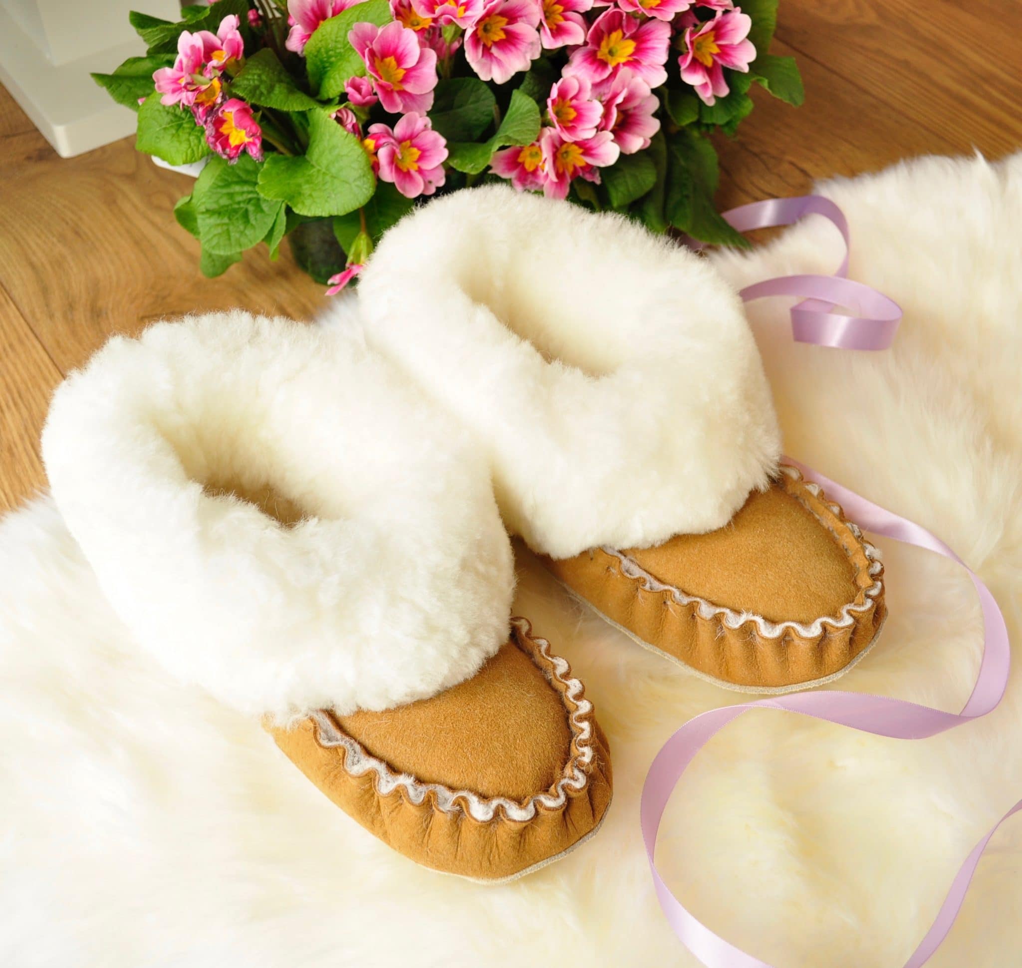 mens sheepskin booties